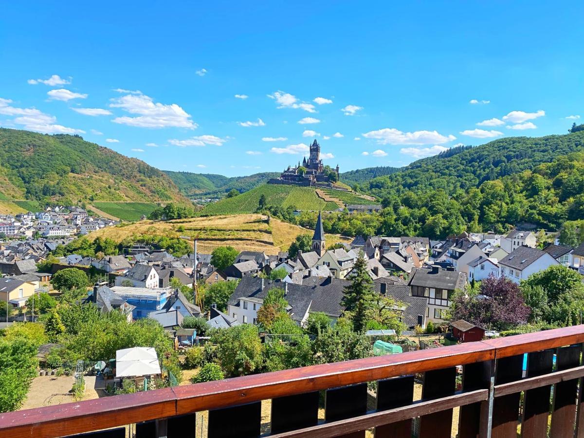 Burg Panorama Blick Moderne Zentrale Fewo Cochem Luaran gambar